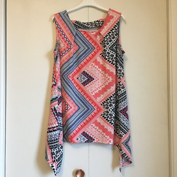 Retro 70s Vintage Handmade Zig-Zag Handkerchief and Cut Out Top - Picture 3 of 16